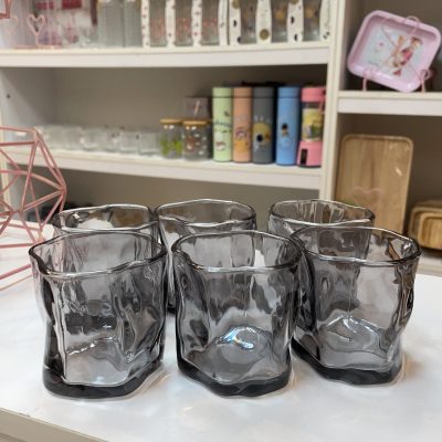 لیوان دفرمه دودی برند Xīn zhī yǔ 馨之羽