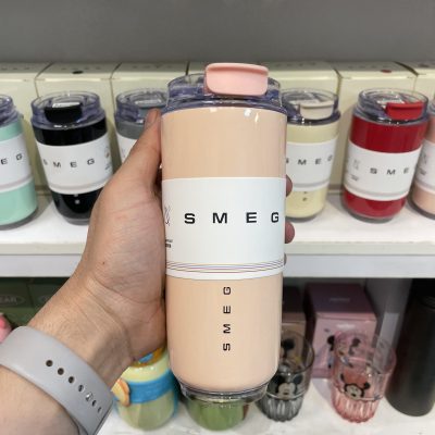تراول ماگ اسمگ مدل Wall Mug – حجم 480 میلی‌لیتر صورتی‌کالباسی