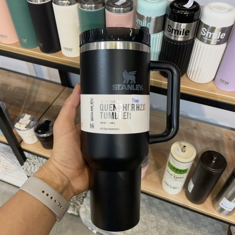ماگ استنلی Quencher H2.O Tumbler دسته‌دار 1.18 لیتر