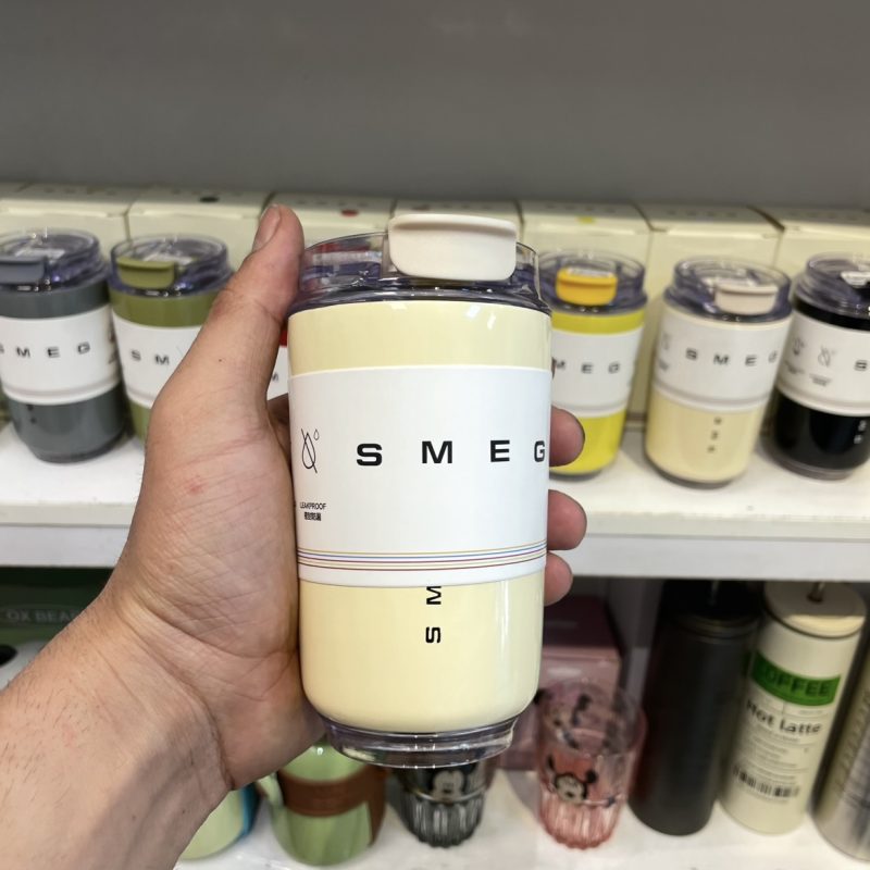 تراول ماگ اسمگ SMEG مدل Wall Mug ظرفیت ۲۴۰ میلی‌لیتر کرم
