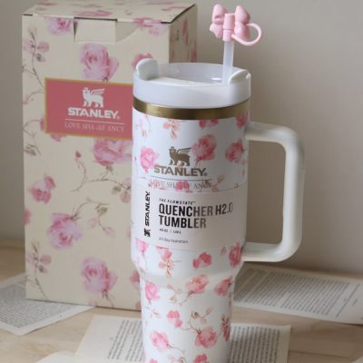 تراول ماگ استنلی مدل Tumbler طرح گل رز آنتیک (سفید صورتی)