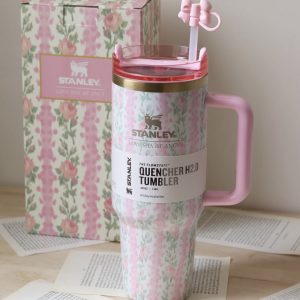 تراول ماگ استنلی مدل Tumbler طرح گل صورتی با جعبه کادویی