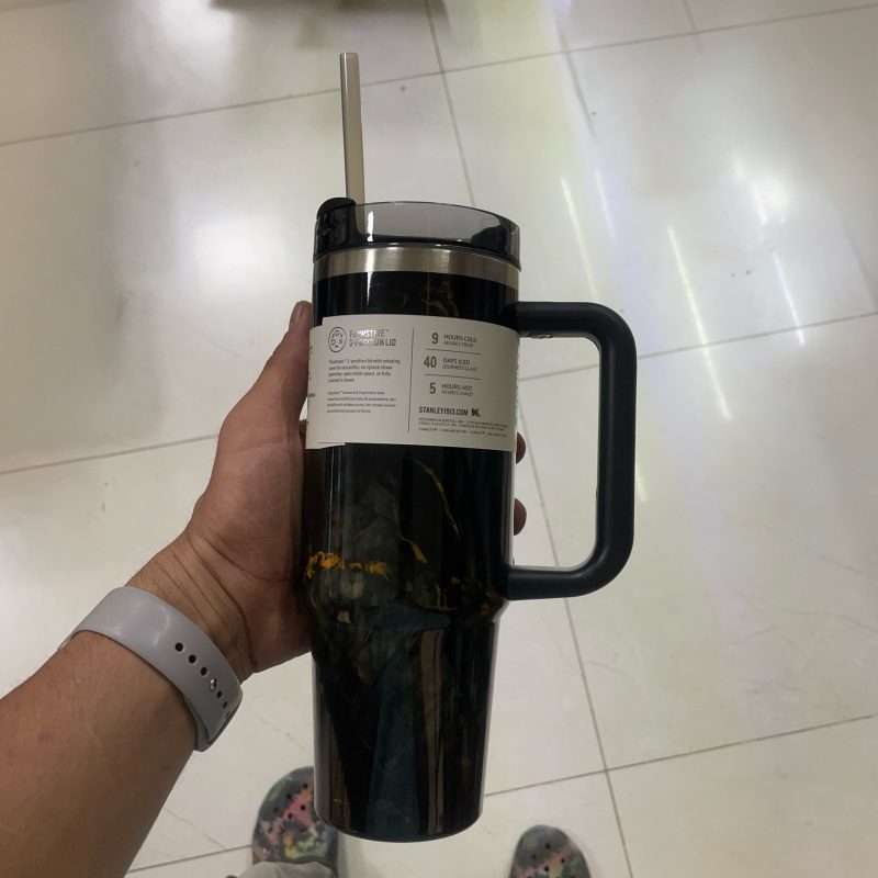 ماگ استنلی Quencher H2.O Tumbler 887 میل – رنگ مشکی مرمری
