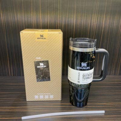 ماگ استنلی Quencher H2.O Tumbler 887 میل – رنگ مشکی مرمری