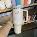 تراول ماگ استنلی Quencher H2.O رنگ Rose Quartz گلبهی روشن
