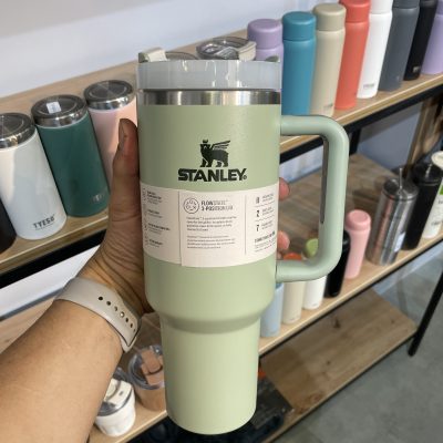 تراول ماگ تامبلر استنلی Quencher H2.O رنگ سبز روشن