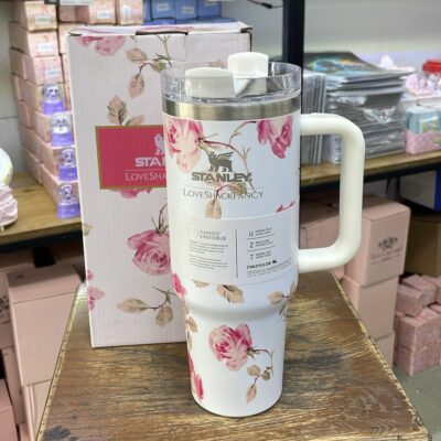ماگ دسته‌دار استنلی گلدار رز صورتی 1.18 لیتر | مدل Quencher Tumbler H2.0