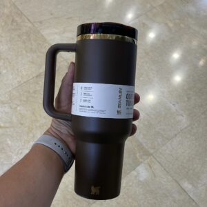 تامبلر Stanley Quencher H2.0 قهوه‌ای سوخته ۴۰ اونس گرید A