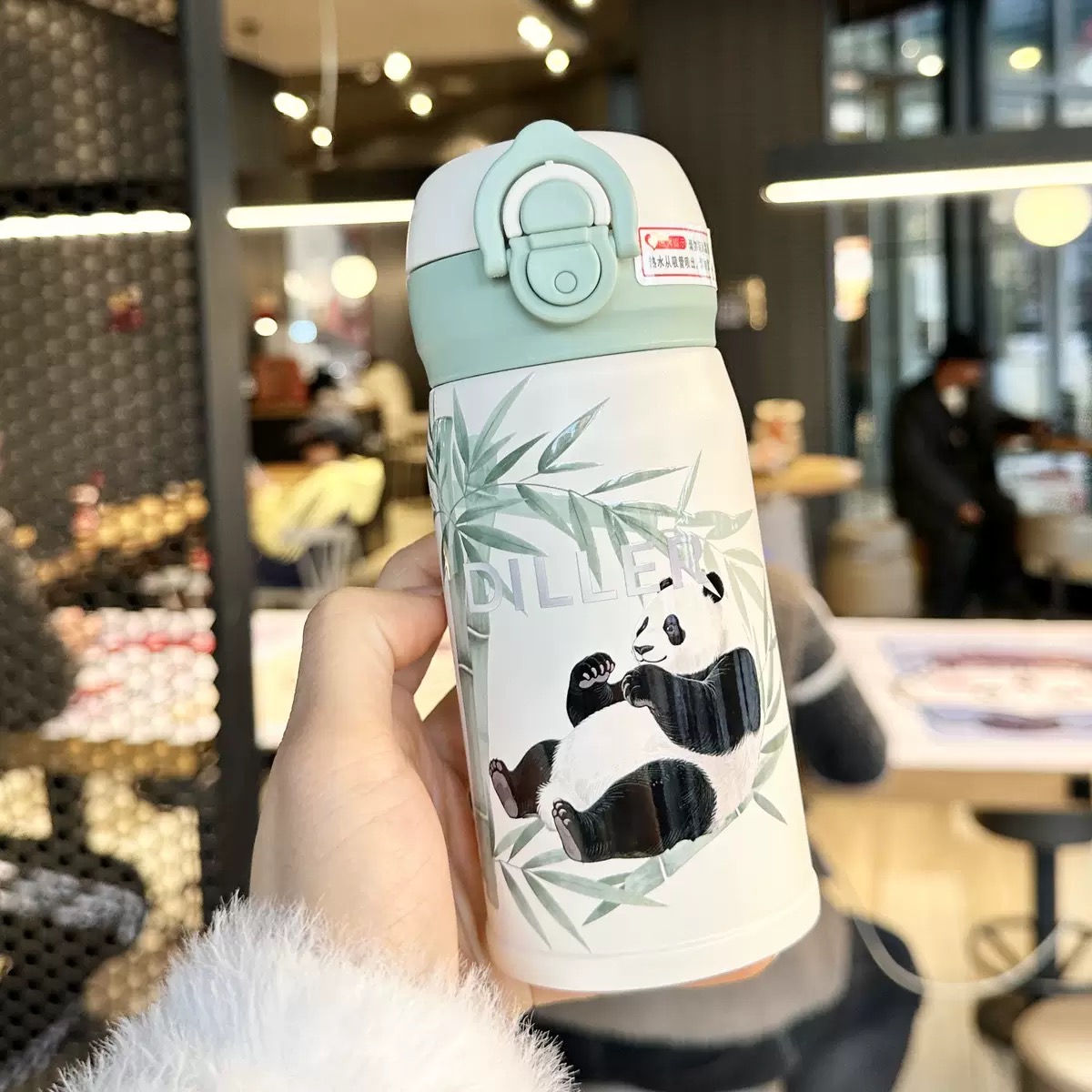 تراول ماگ قفلی دوحالته ۲۸۰ میل پاندا دیلر | DILLER 280ml Panda With Bamboo تراول ماگ قفلی دوحالته ۲۸۰ میل پاندا دیلر | DILLER 280ml Panda With Bamboo